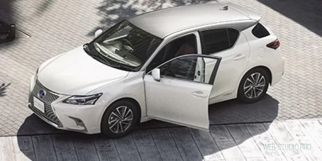 LEXUS CT200H 6AA-ZWA10 2022.3