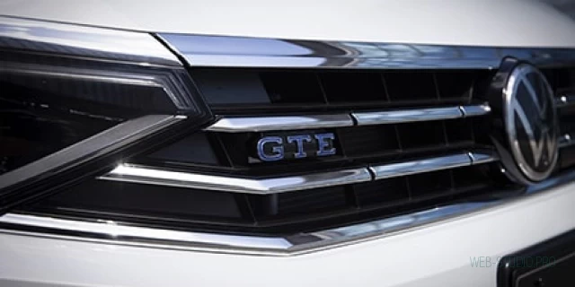 VOLKSWAGEN PASSAT GTE VARIANT 3LA-3CDGE 2022.4