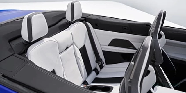 BMW M4 3BA-52AZ30 2022.5