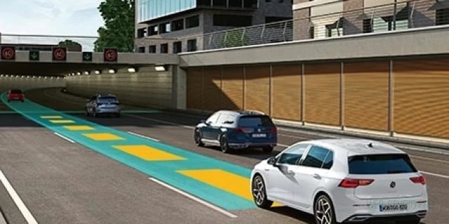 VOLKSWAGEN GOLF R VARIANT 3BA-CDDNFV 2022.1