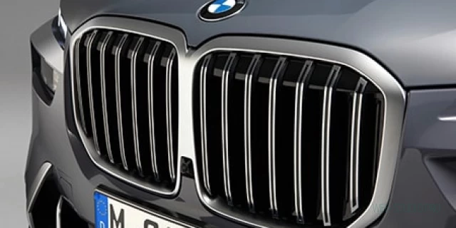 BMW X7 3AA-32EM44 2023.5