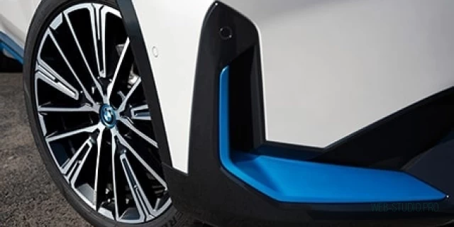 BMW iX1 ZAA-62EF67 2023.9