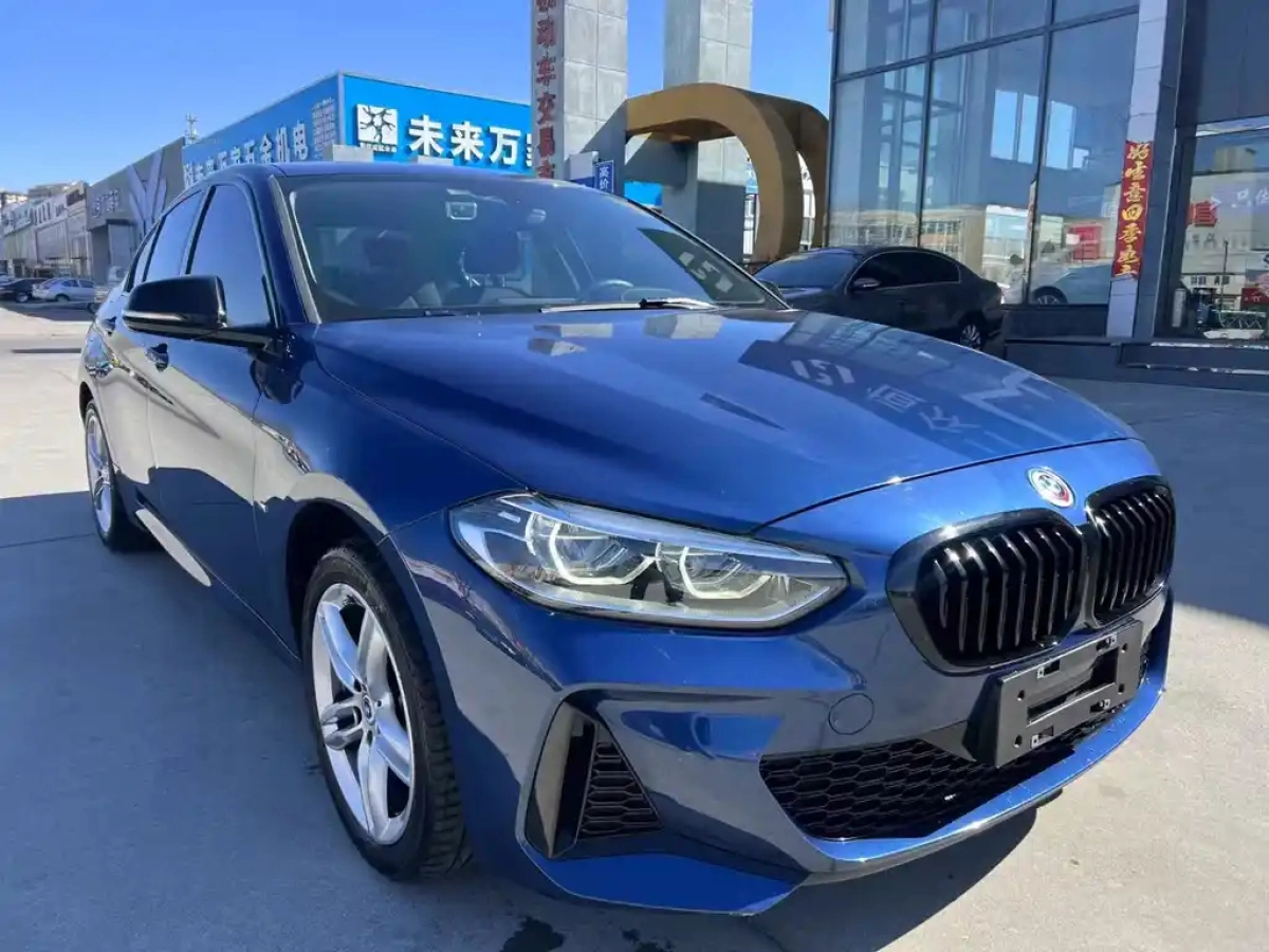 BMW 1-SERIES
