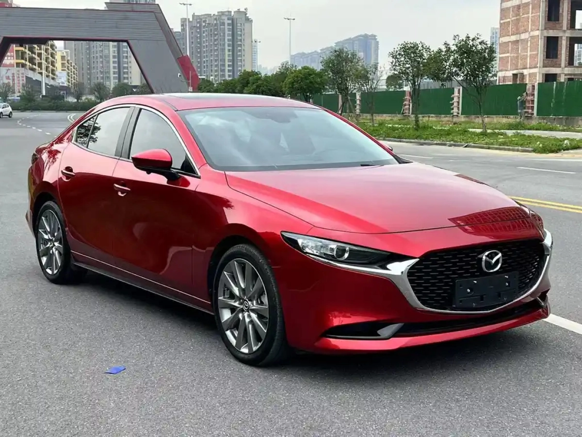 MAZDA 3 AXELA