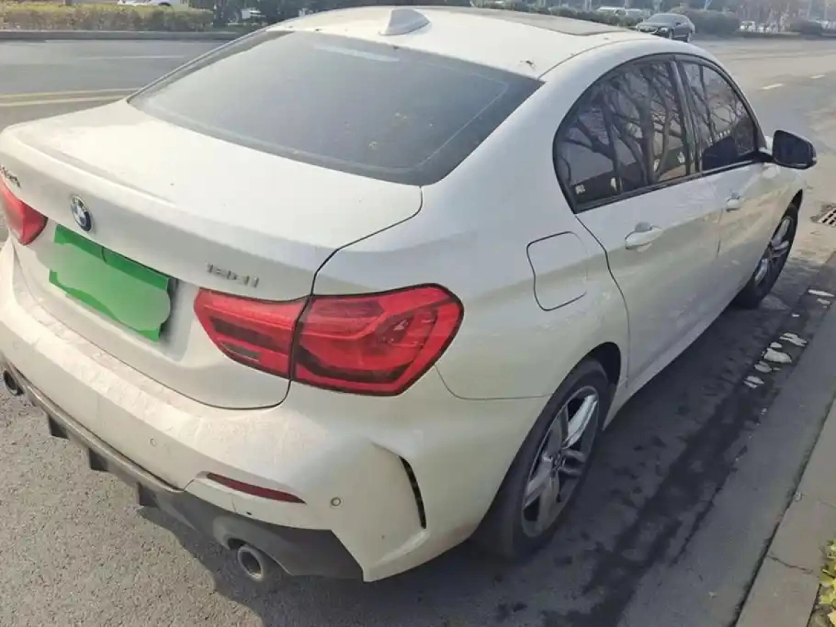 BMW 1-SERIES