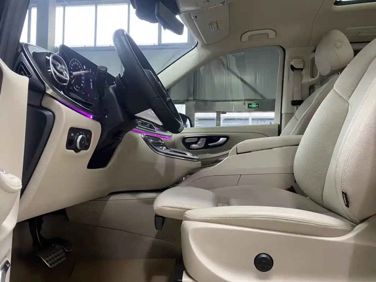 MERCEDES BENZ V-CLASS