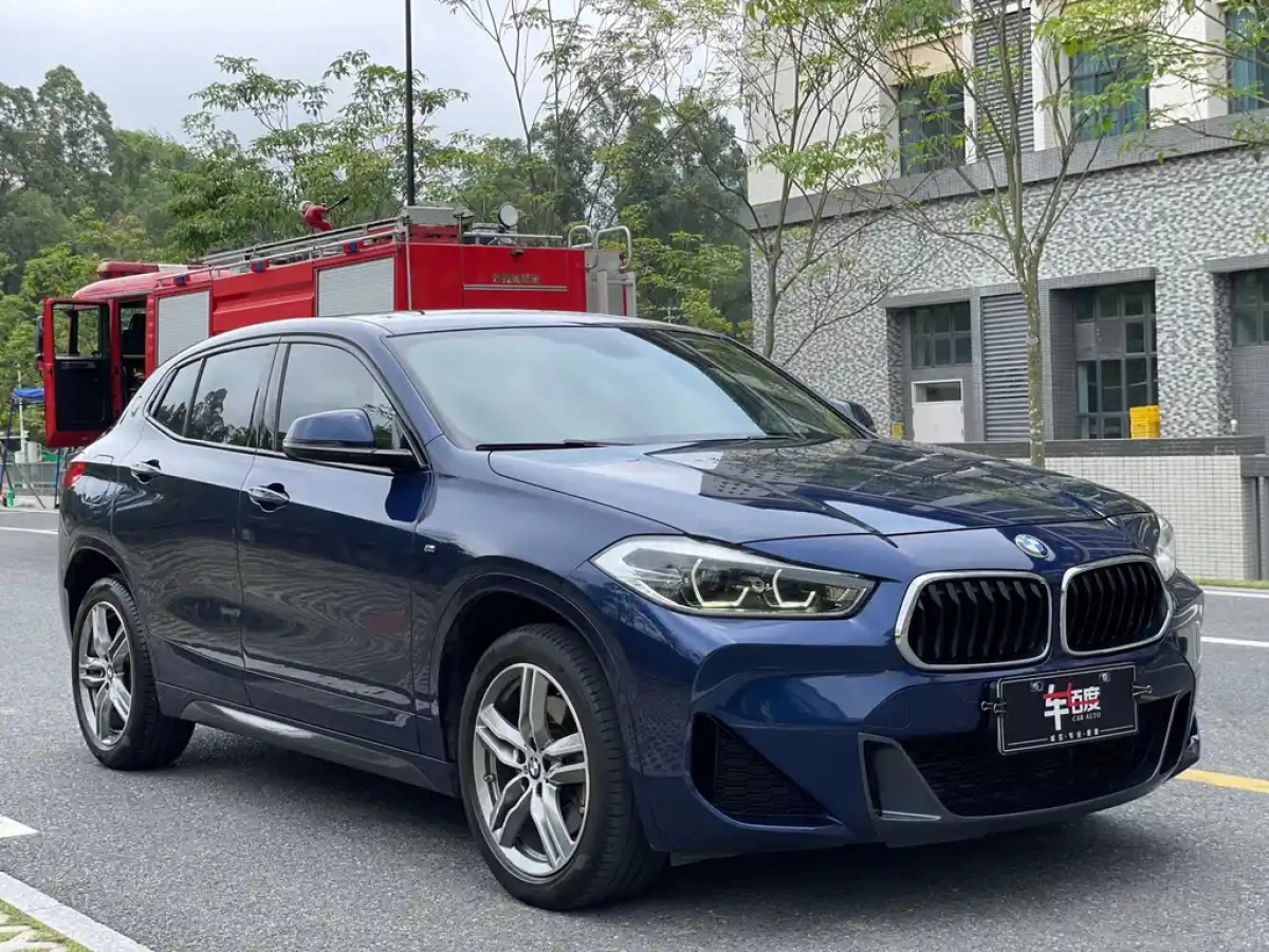 BMW X2