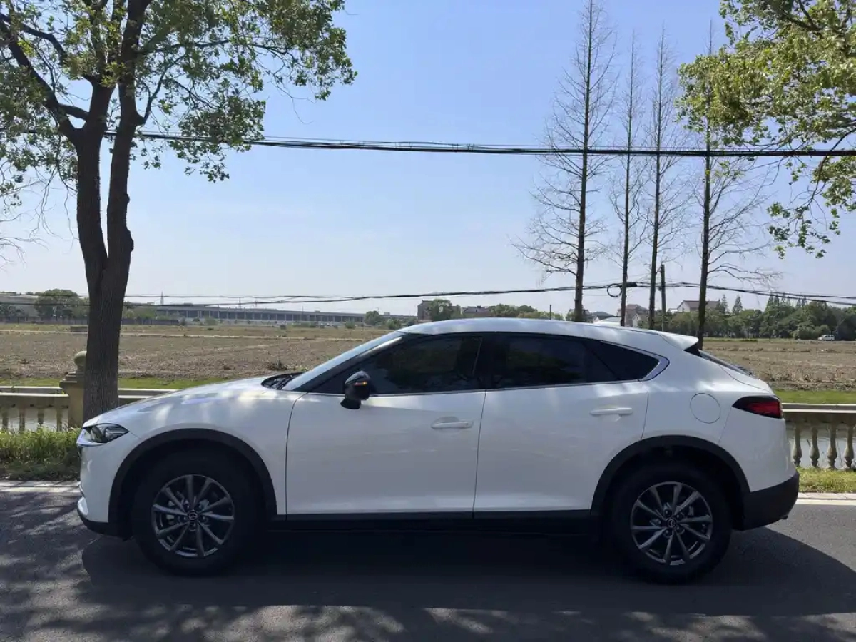 MAZDA CX-4