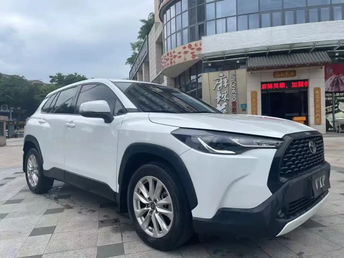 TOYOTA COROLLA CROSS
