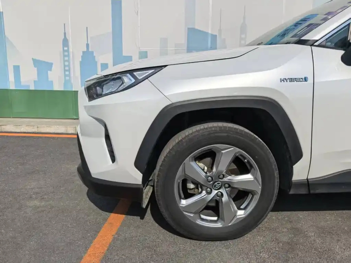 TOYOTA RAV4 RONGFANG