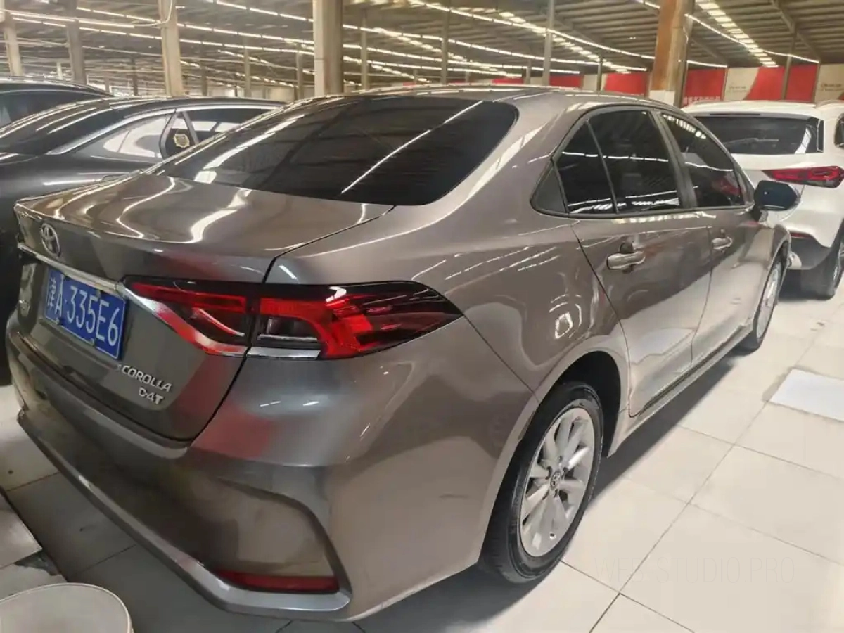 TOYOTA COROLLA