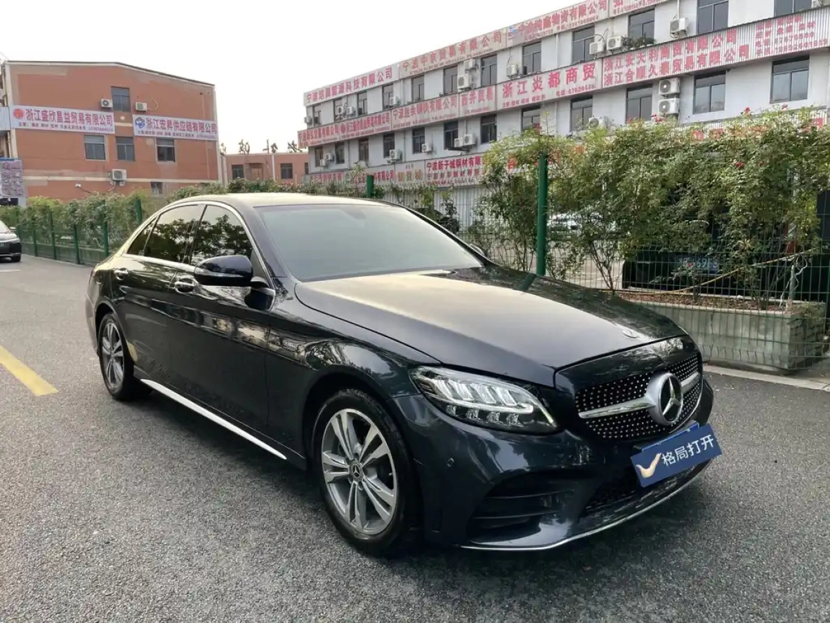 MERCEDES BENZ C-CLASS