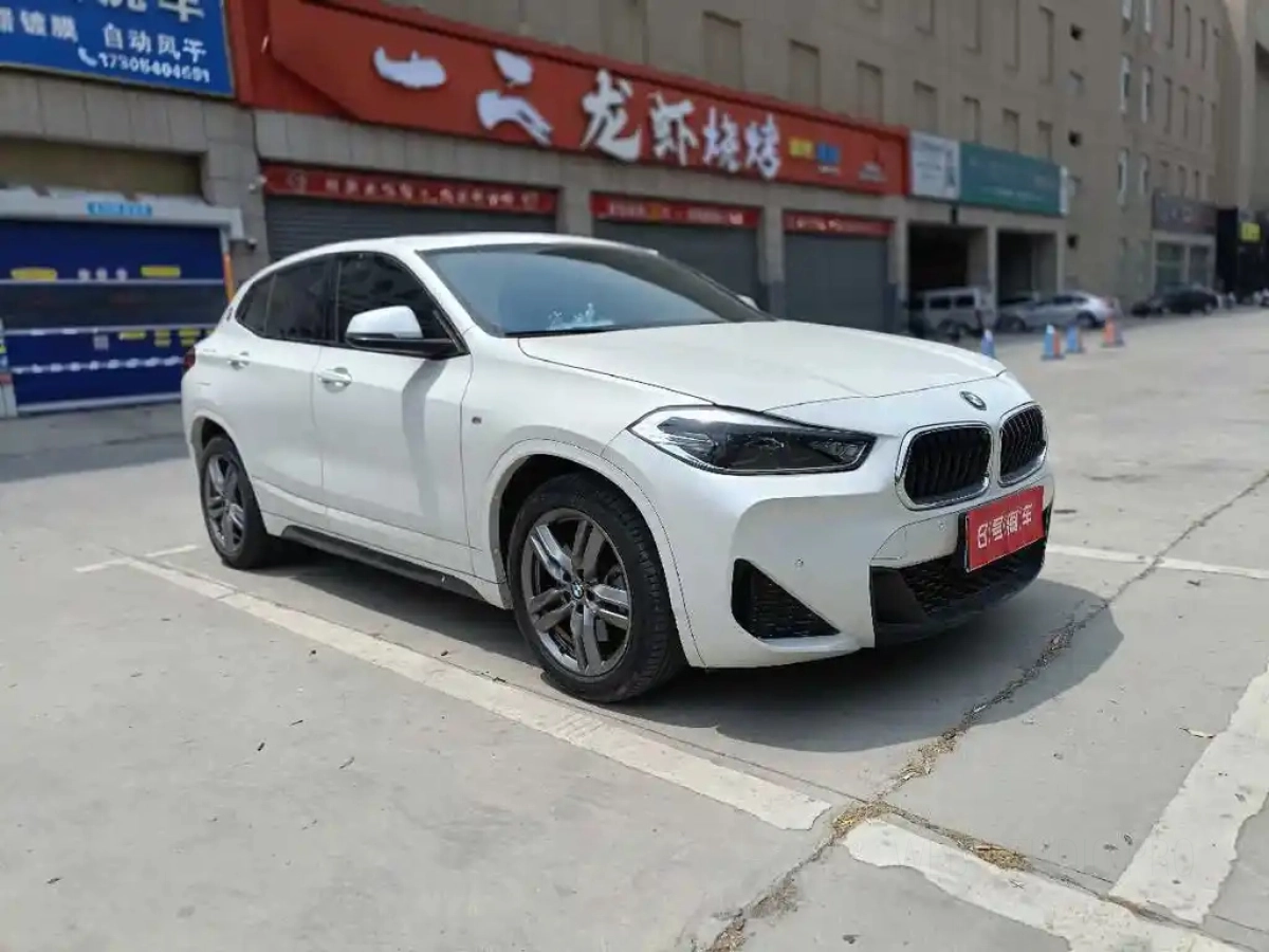 BMW X2