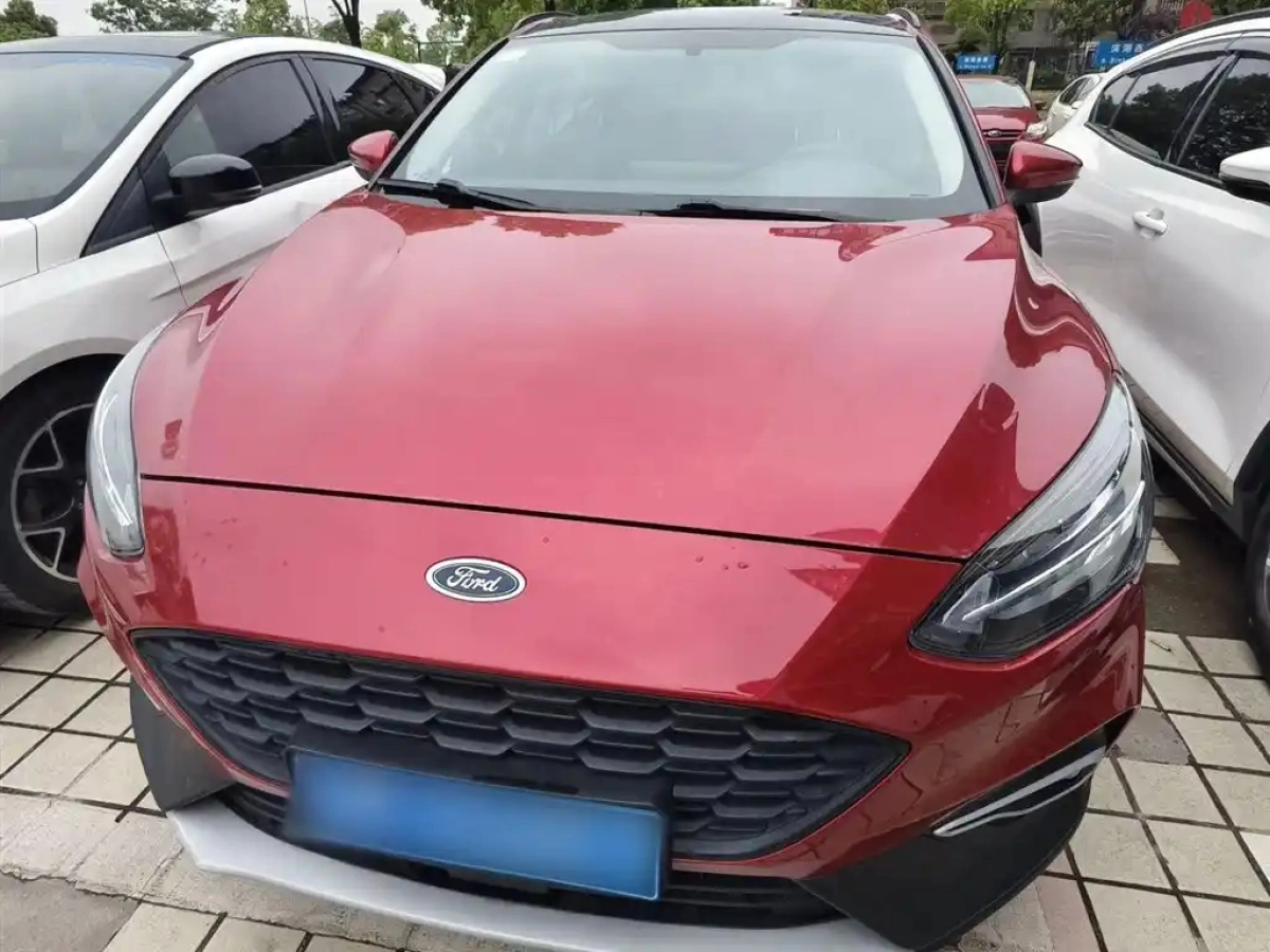 FORD FOCUS ACTIVE