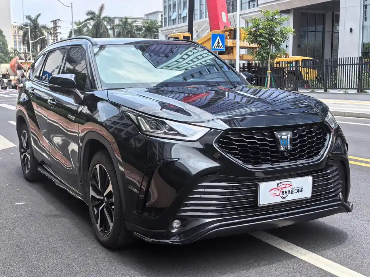 TOYOTA CROWN LUFANG