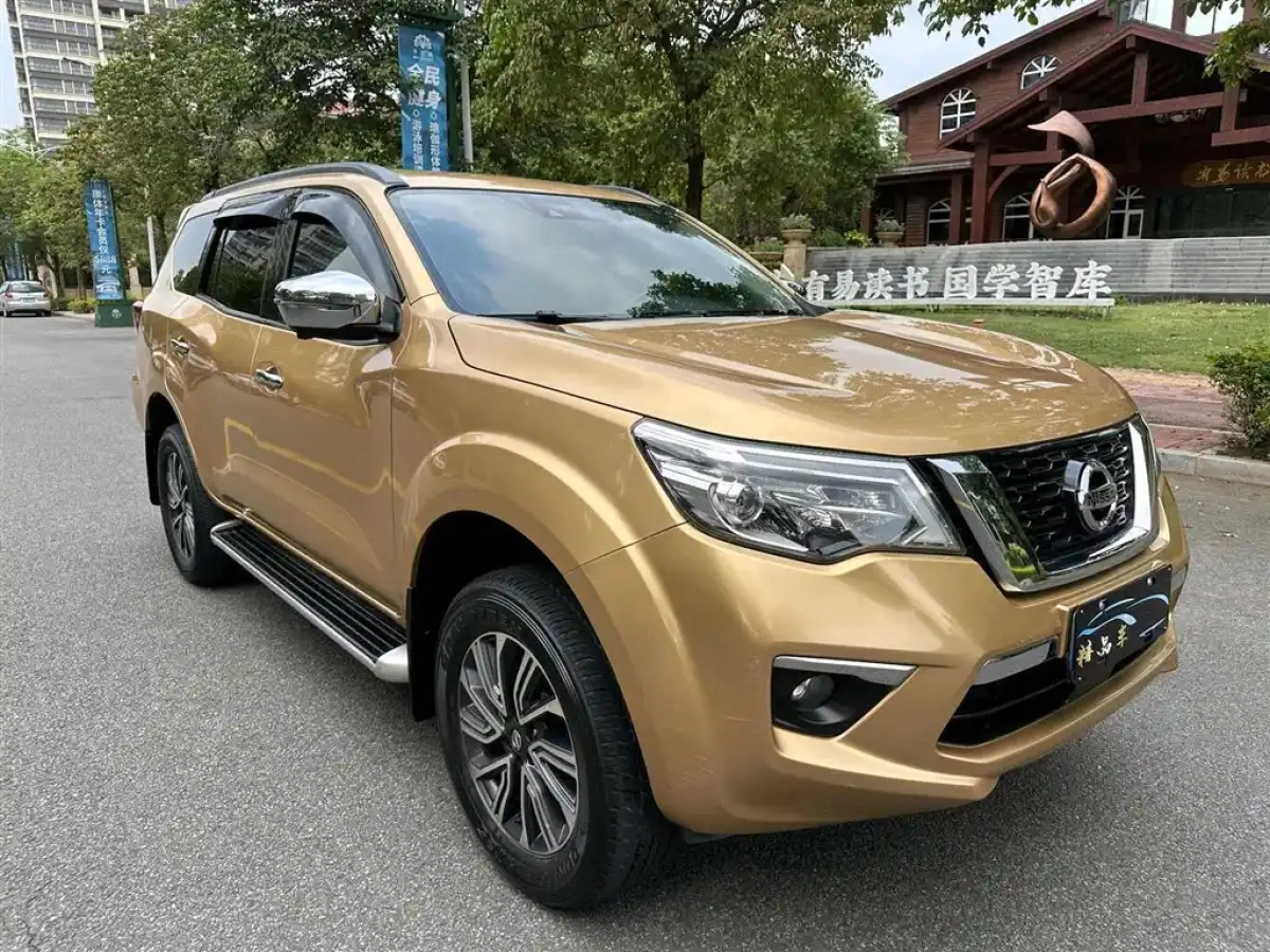NISSAN TERRA