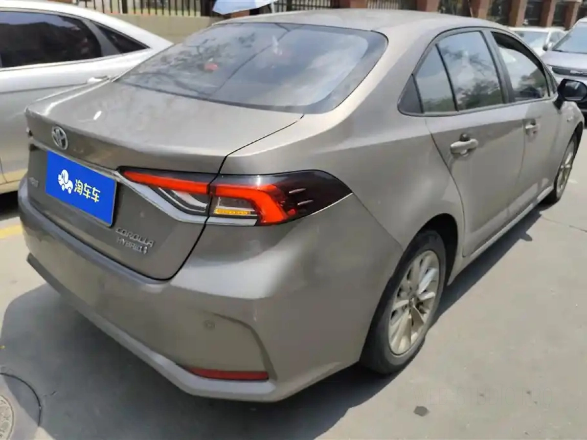 TOYOTA COROLLA