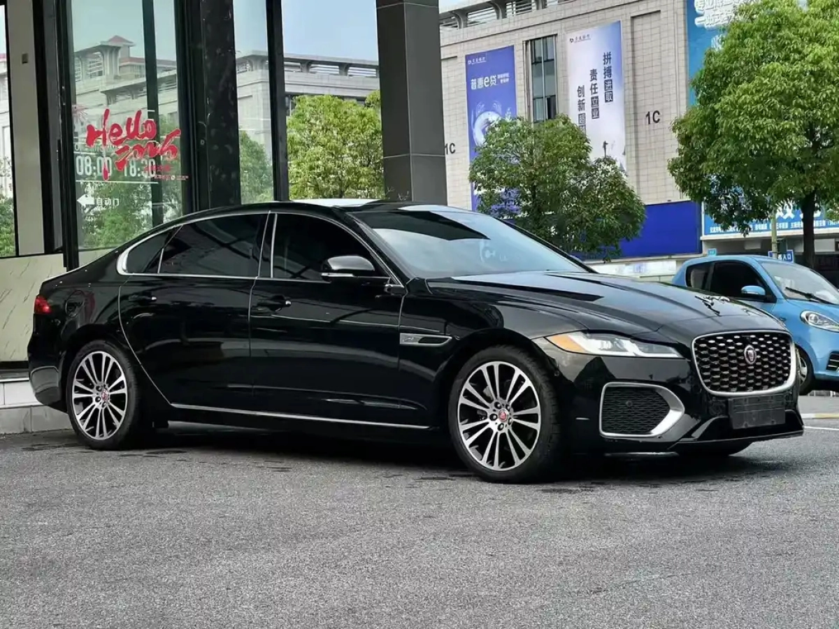 JAGUAR XFL