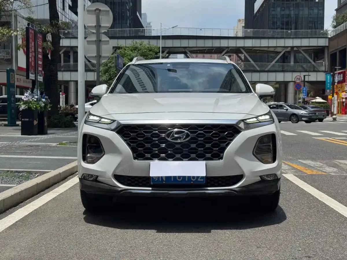 HYUNDAI SANTAFE