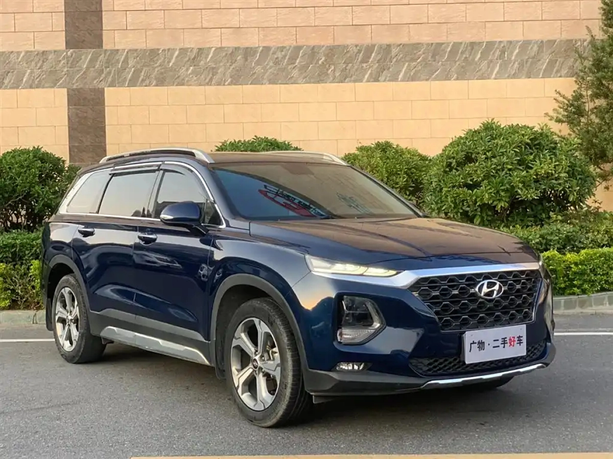 HYUNDAI SANTAFE