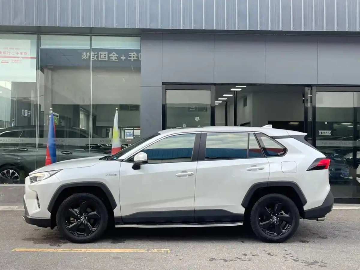 TOYOTA RAV4 RONGFANG