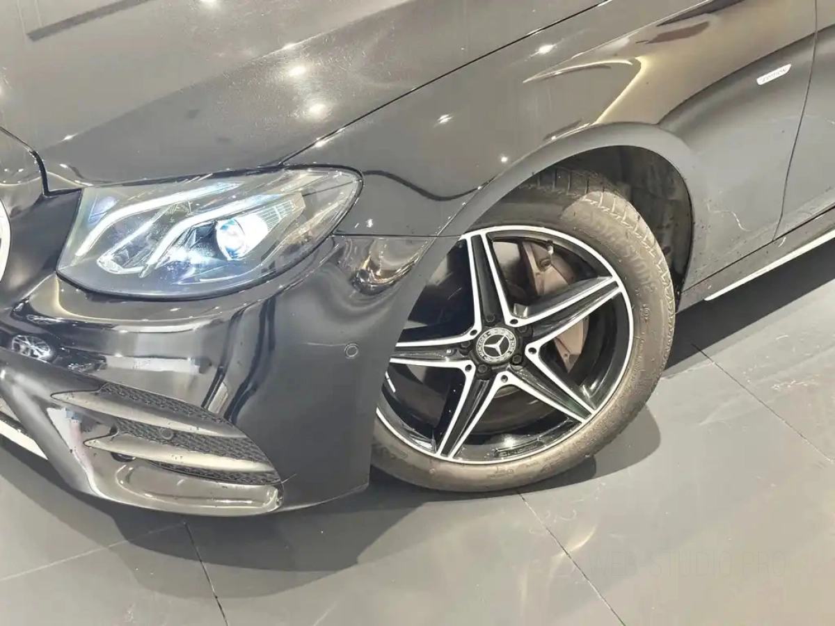 MERCEDES BENZ E-CLASS