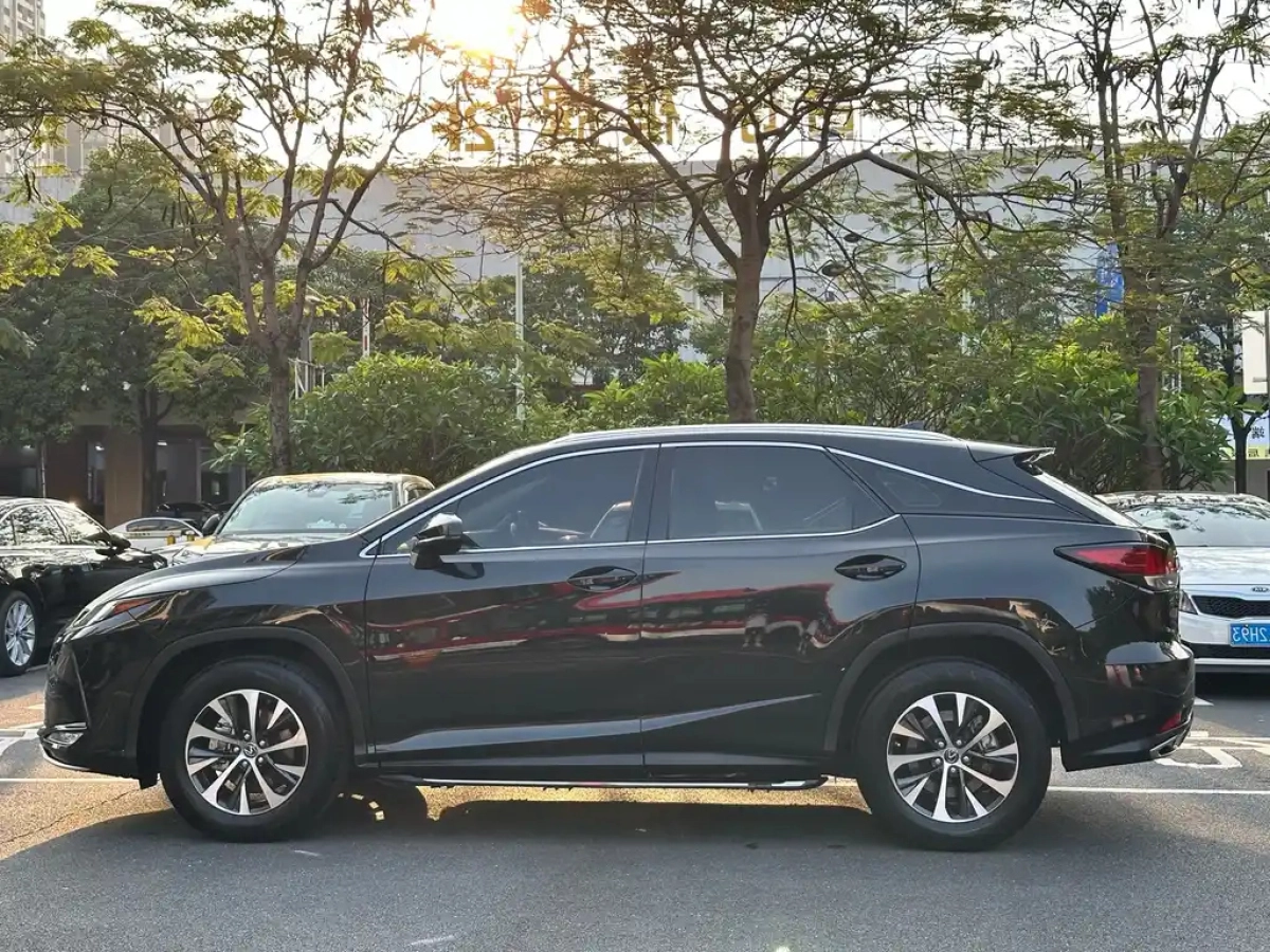 LEXUS RX