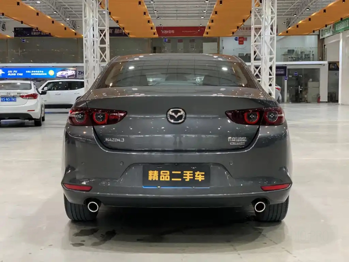 MAZDA 3 AXELA