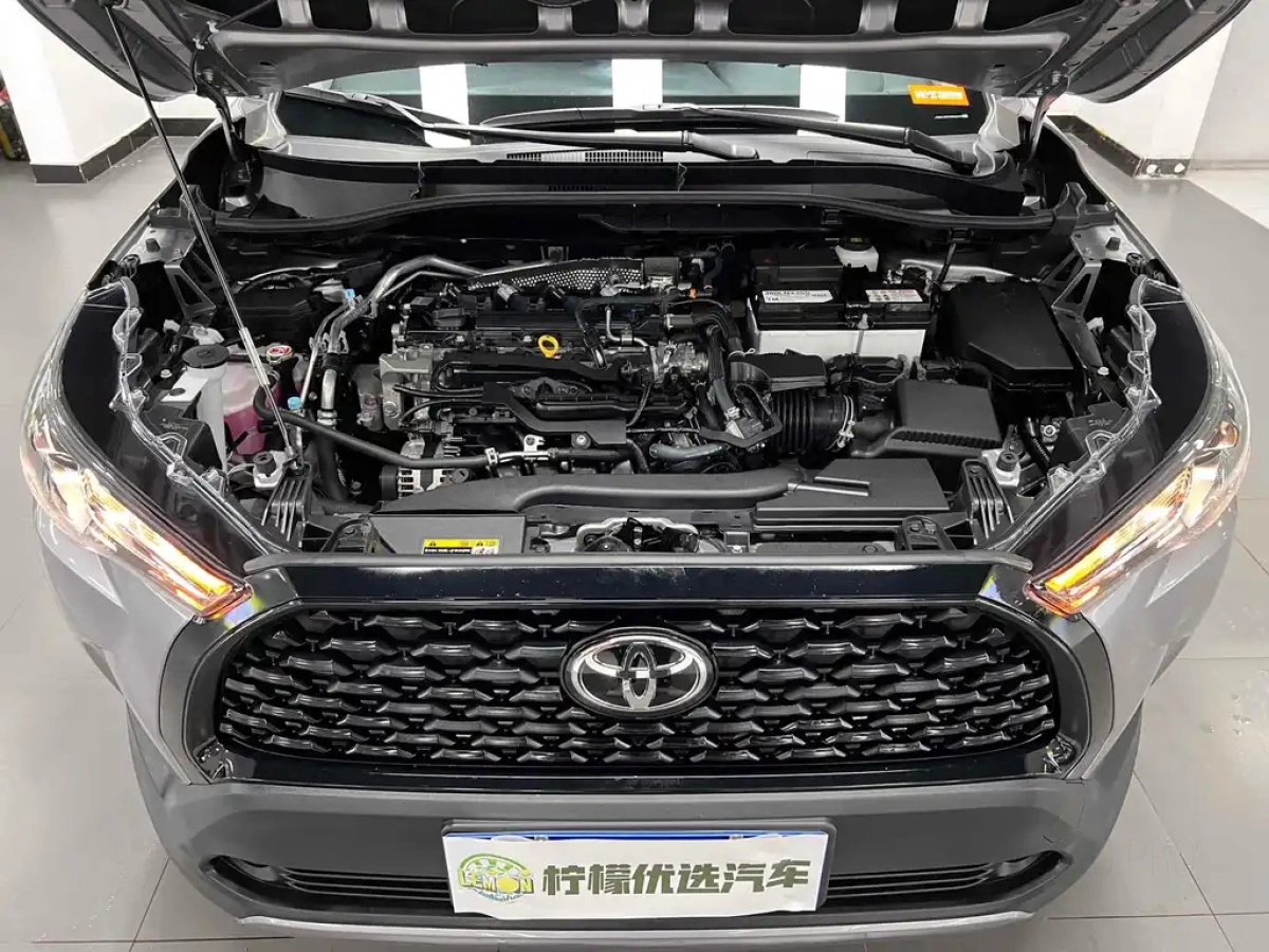 TOYOTA COROLLA CROSS