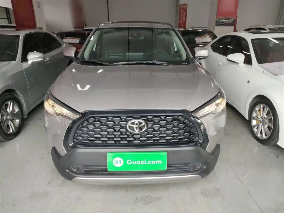 TOYOTA COROLLA CROSS
