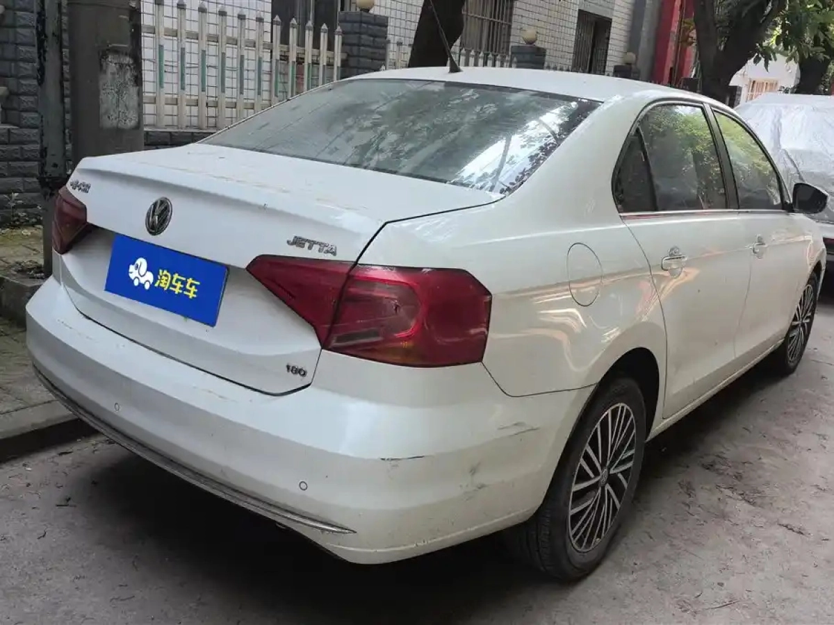 VOLKSWAGEN JETTA