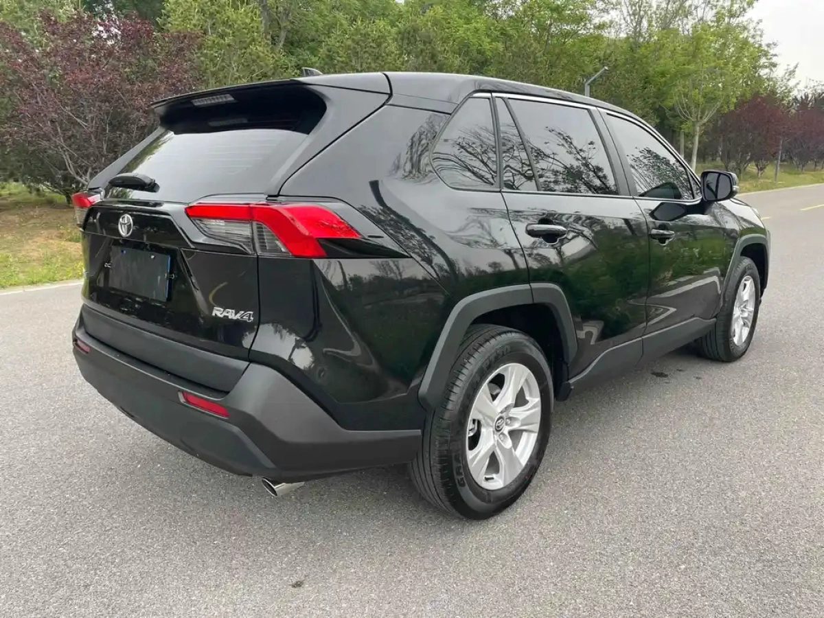 TOYOTA RAV4 RONGFANG