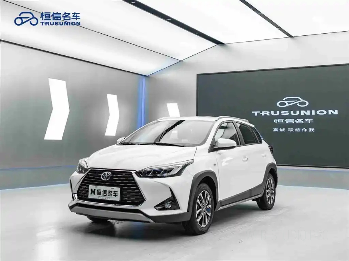 TOYOTA YARIS L DAZZLING