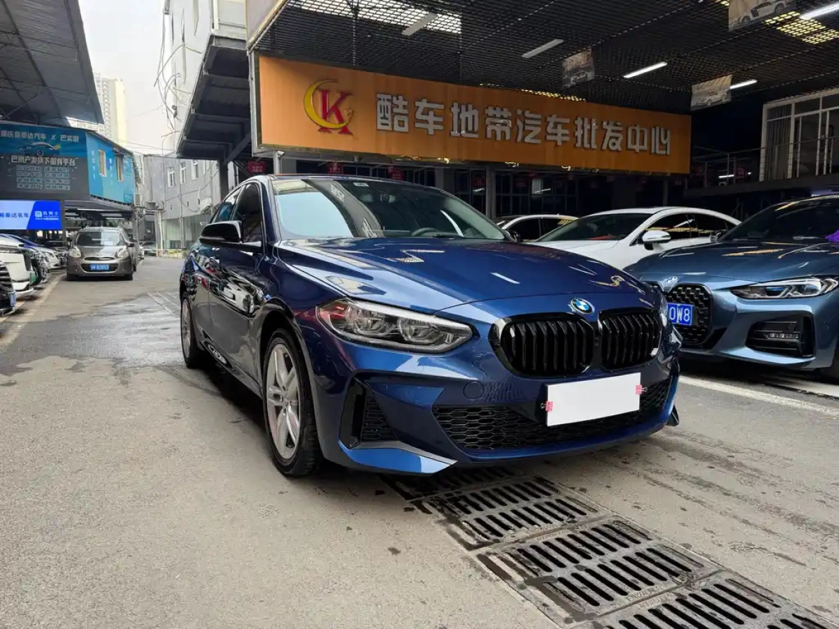 BMW 1-SERIES