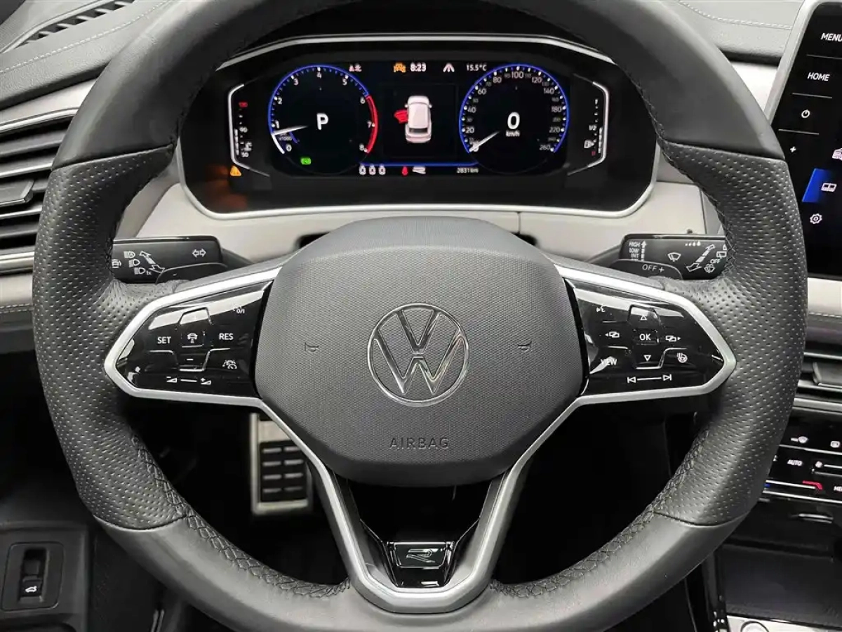 VOLKSWAGEN TAYRON