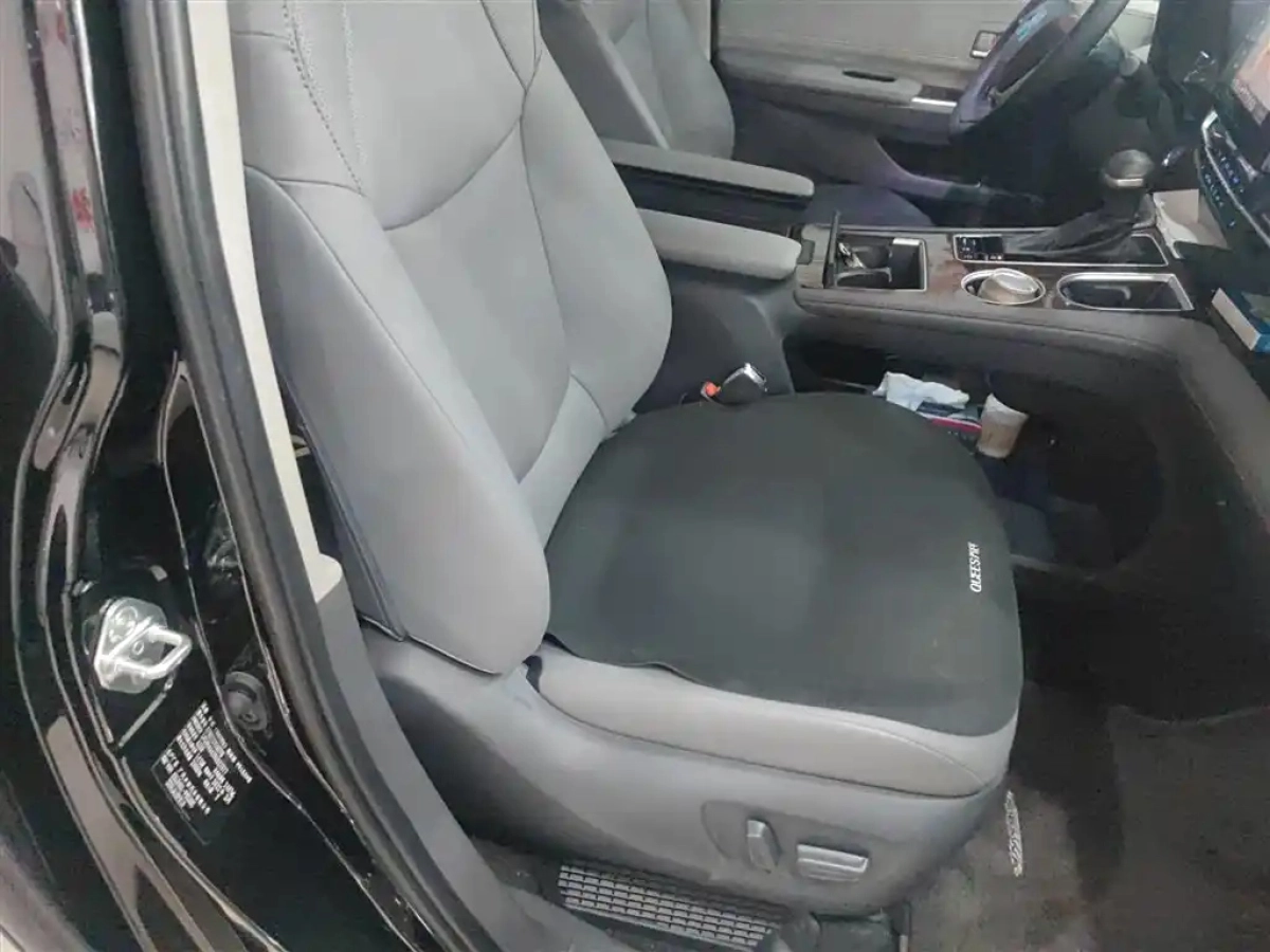 TOYOTA SIENNA SIENNA
