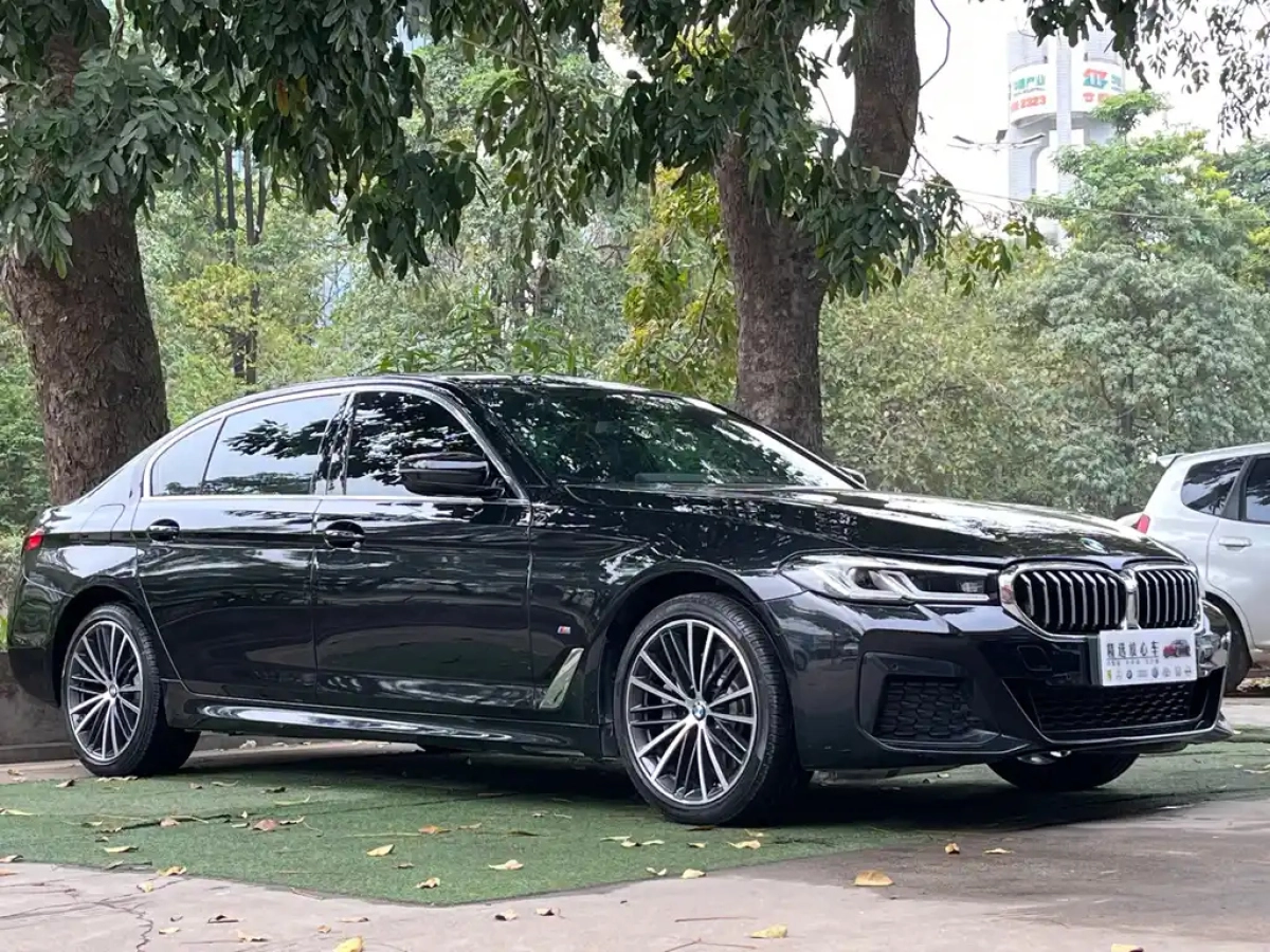BMW 5-SERIES
