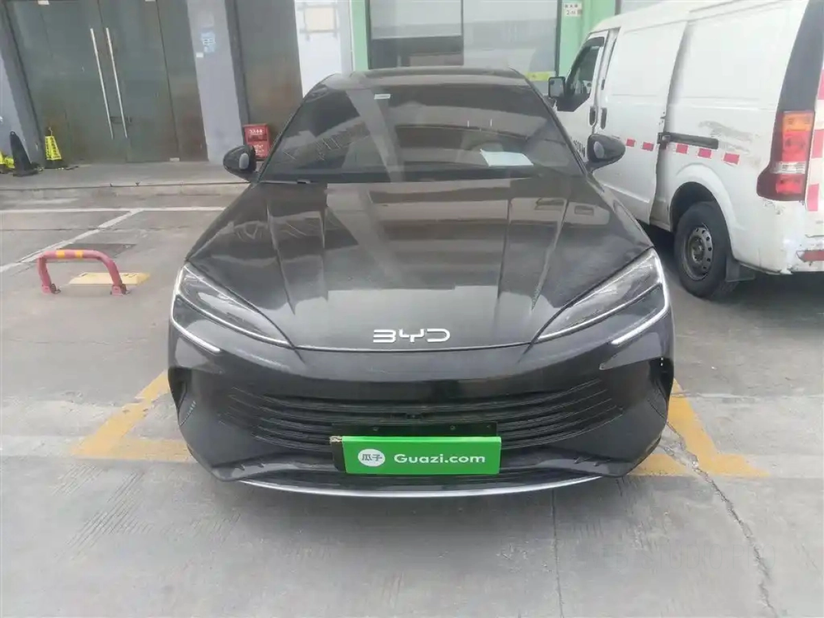 BYD SEAL