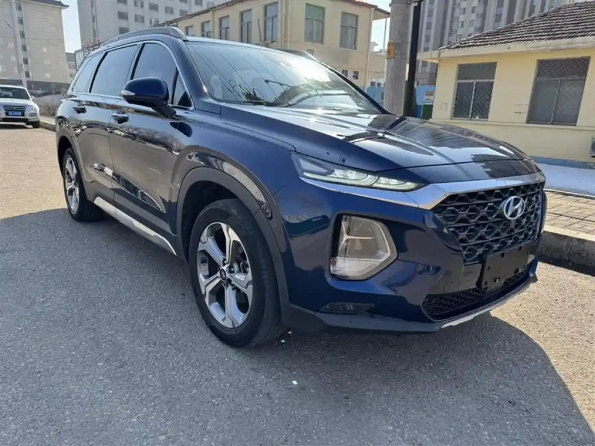 HYUNDAI SANTAFE