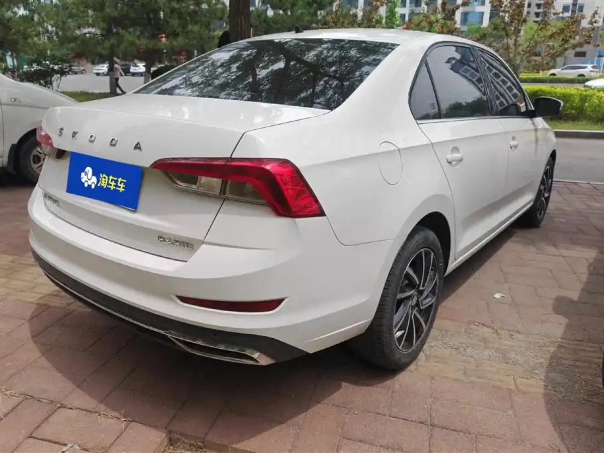 SKODA RAPID