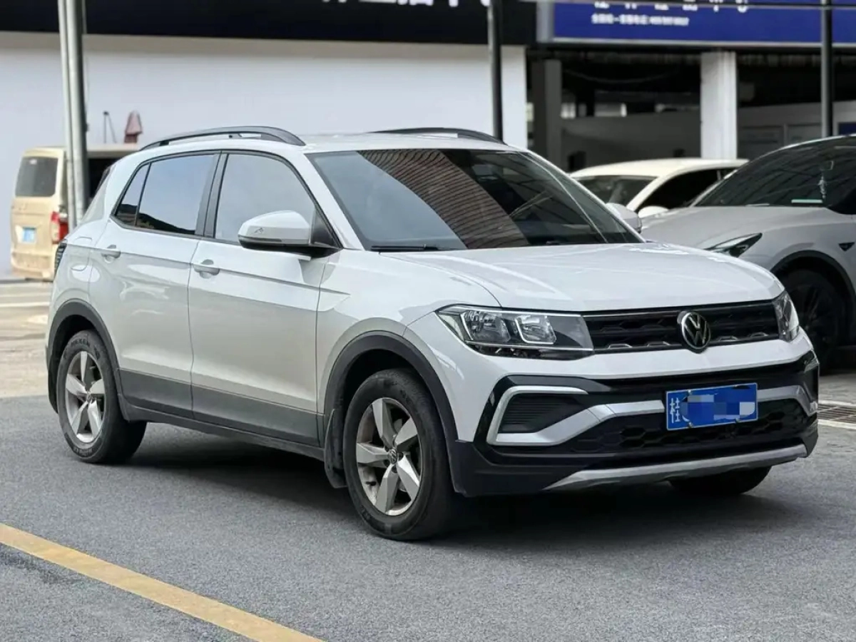 VOLKSWAGEN T-CROSS