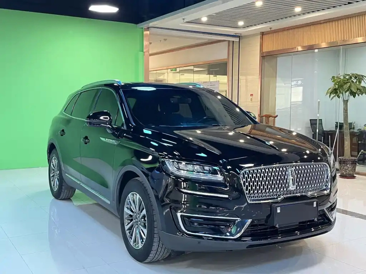 LINCOLN NAVIGATOR IMPORT