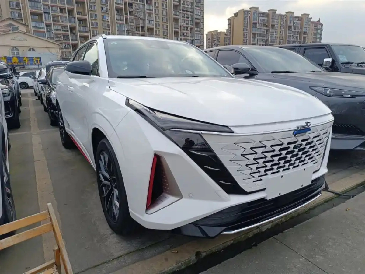 CHANGAN OSHAN Z6