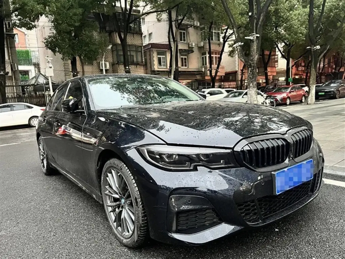 BMW 3-SERIES