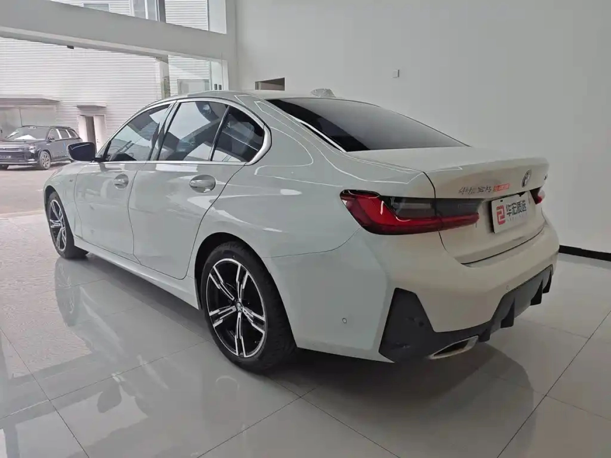 BMW 3-SERIES