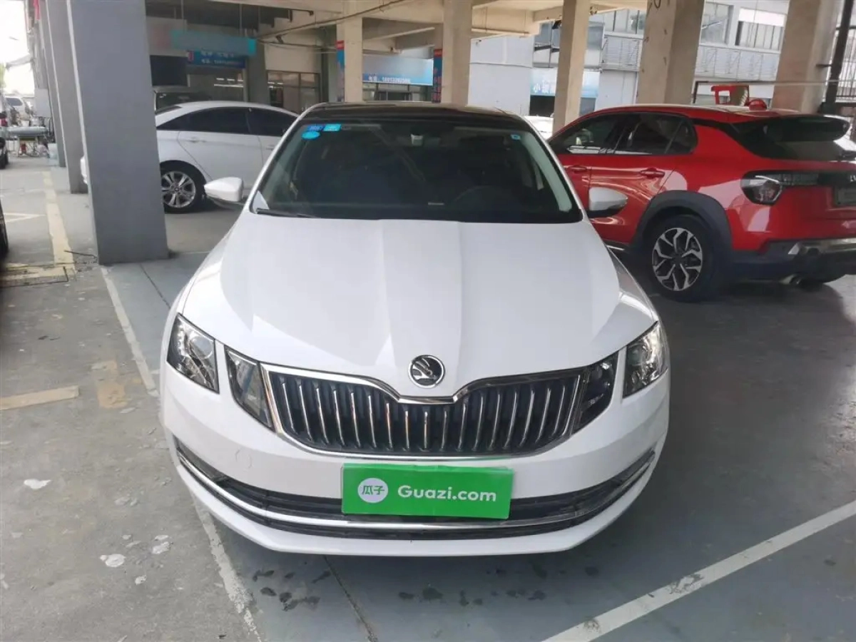 SKODA OCTAVIA