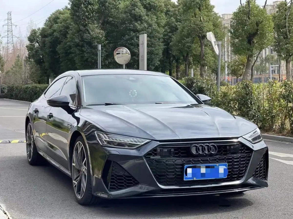 AUDI A7L