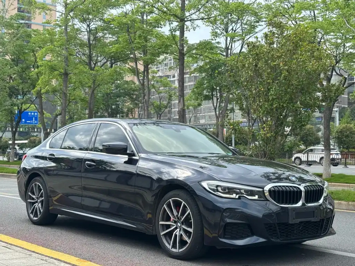 BMW 3-SERIES