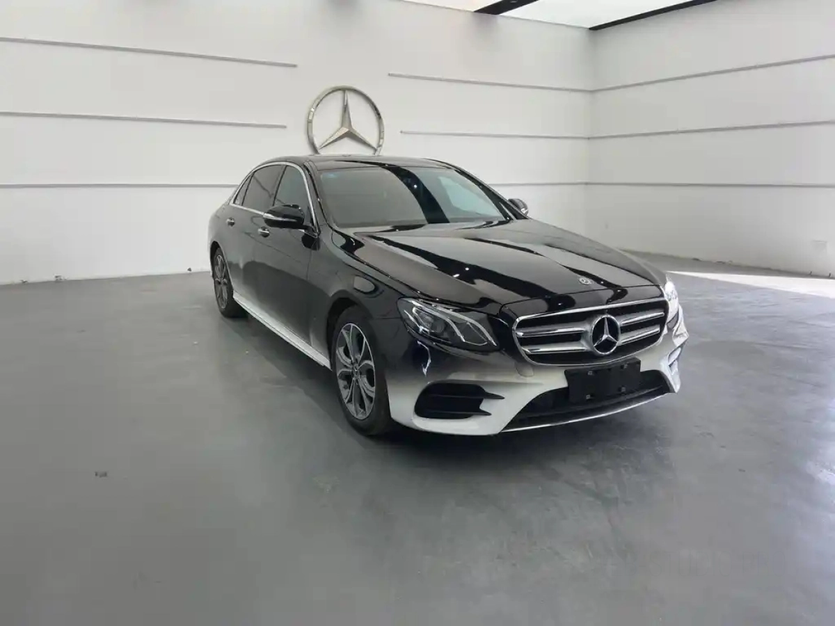 MERCEDES BENZ E-CLASS