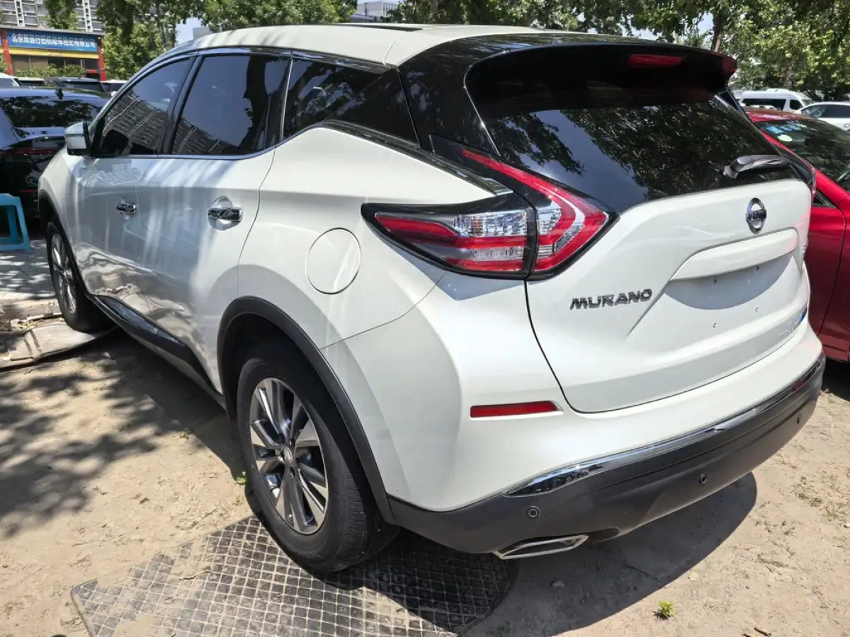 NISSAN MURANO